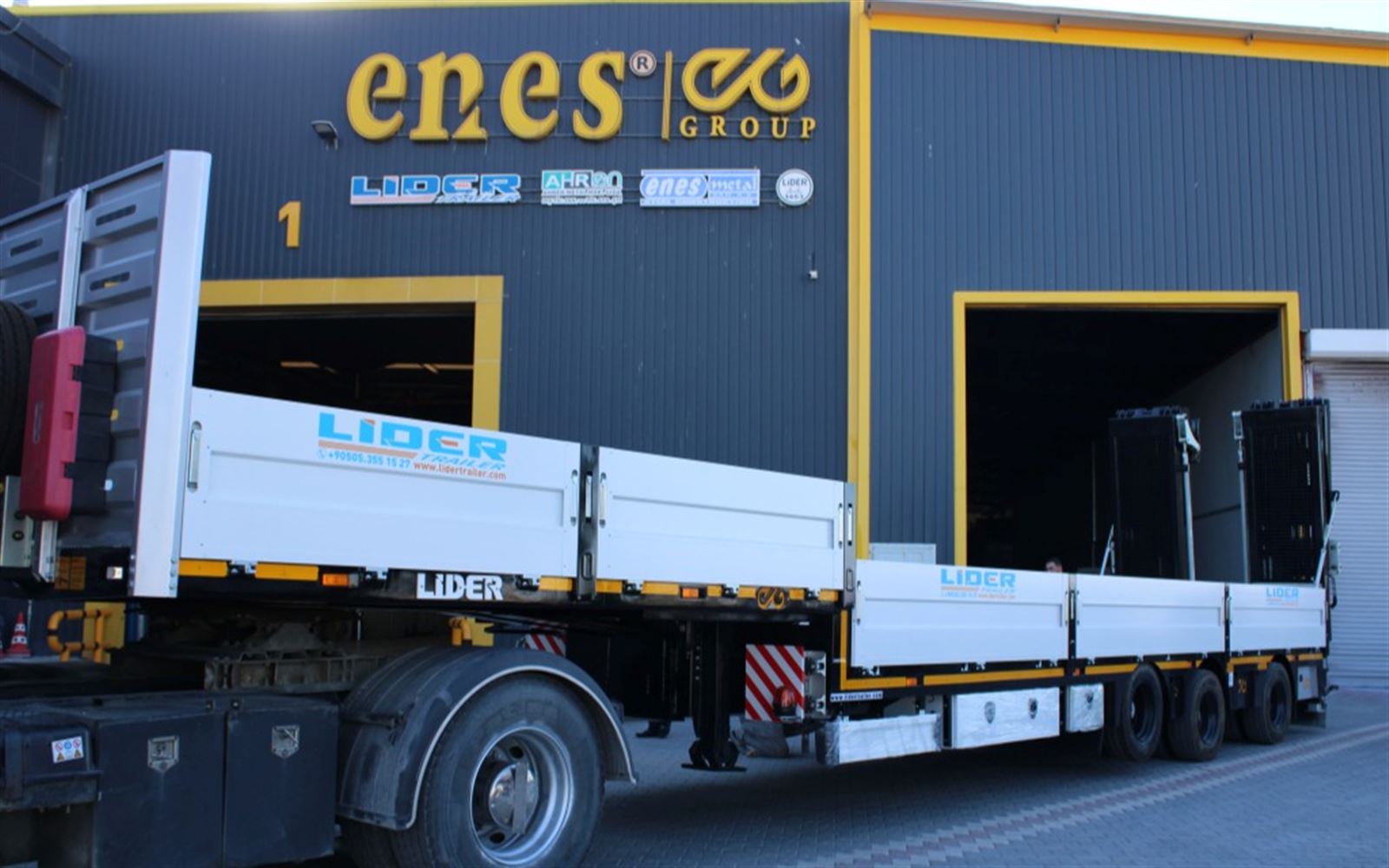 3 Dingilli Kapaklı Lowbed Teslimatı