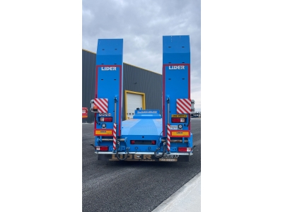 4 axles Lowbed Semi Trailer